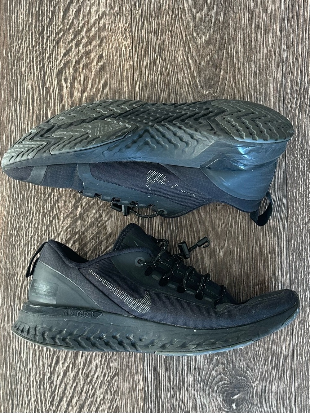 nike odyssey react shield sneakers